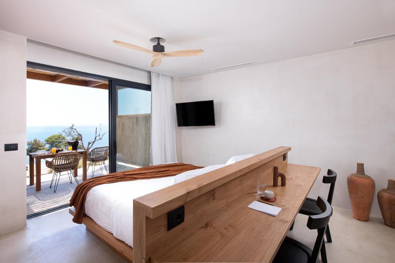 Koia All - Suite Well Being Resort - Adults Only Агиос-Фокас Экстерьер фото